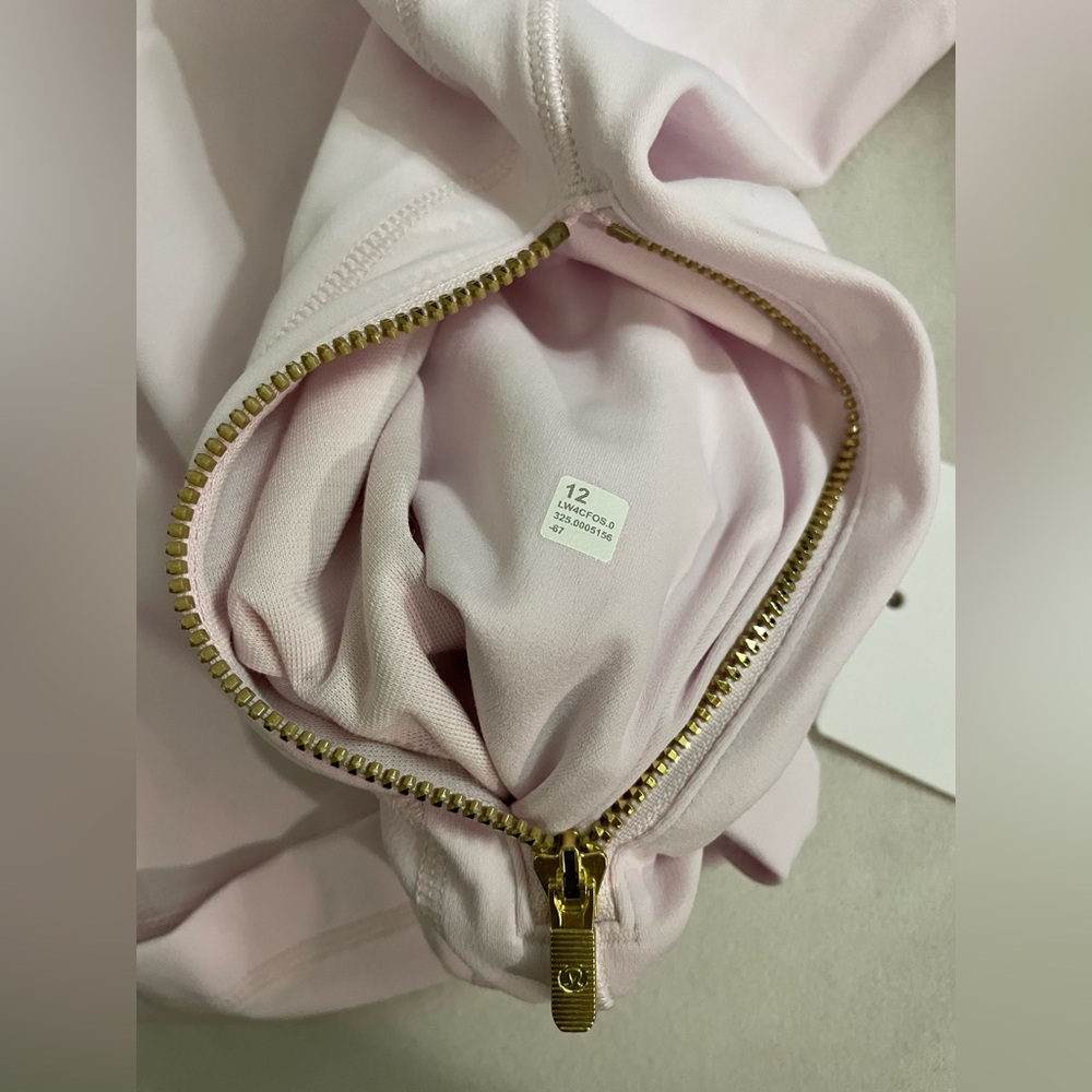 Lululemon NWT Define Jacket Full Zipper, zipper pocket Blissful Pink Gold 12 - Picture 15 of 15